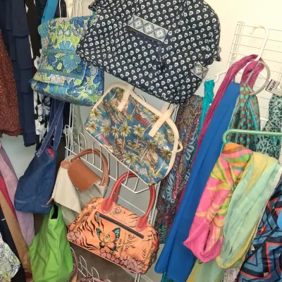 Sale Photo Thumbnail #126