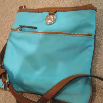 Michael Kors Kempton Crossbody purse Blue w/Brown Leather trim gold tone MK Logo