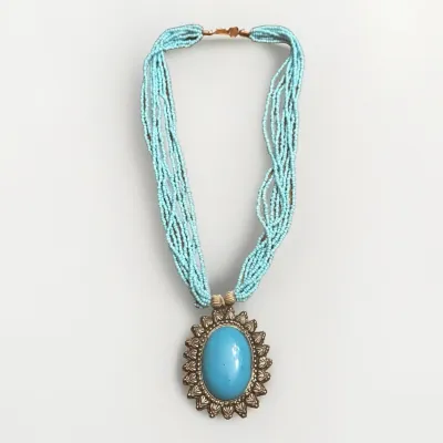 Stunning Vintage Turquoise Necklace With Beautiful Large Center Stone Worn Once
