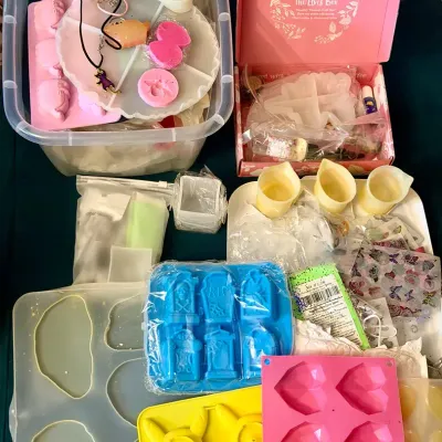 Huge Lot Of Resin Molds And Supplies 