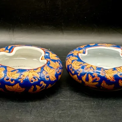 (2) Chinese Ashtrays Vintage With Leaf Pattern 