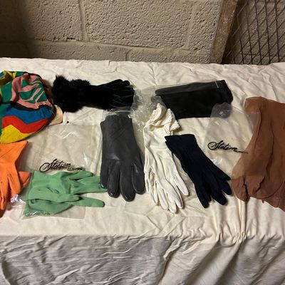 Sale Photo Thumbnail #367