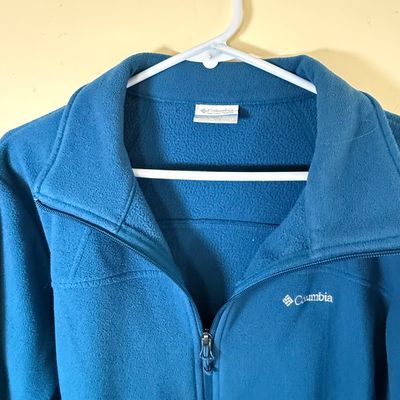 LOT 167: Collection of Womens Jackets From Columbia, LL Bean and More Size XL