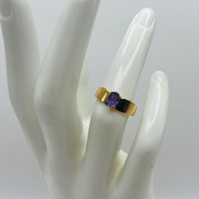 LOT 182: Pear Cut Amethyst Color Stone, SRB 14k Ring, 1.88g Tw, sz4.5
