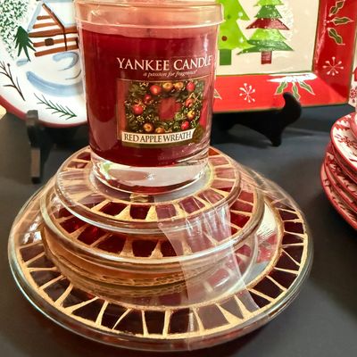 LOT 21: Collection of Christmas Plates and More Includng a Holiday Yankee Candle and Mirror Candle Plates