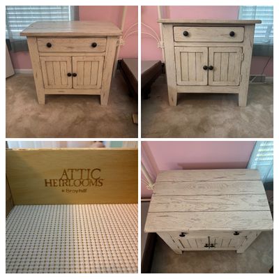 LOT 149: Set of 2 Broyhill Attic Heirlooms Side Tables