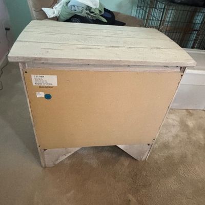 LOT 149: Set of 2 Broyhill Attic Heirlooms Side Tables
