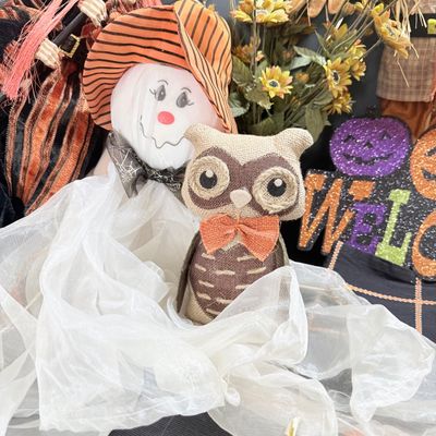LOT 27: Collection of Halloween Decorations