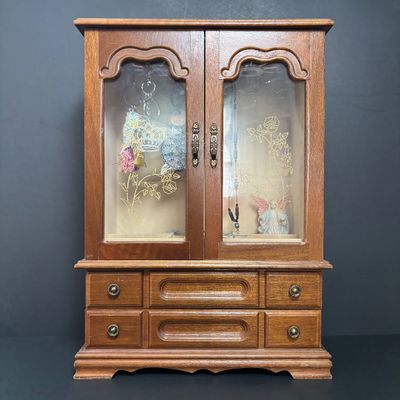 LOT 142: Jewelry Box, Sakroots Key Chains/Purse Charms & More