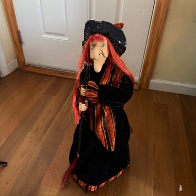 LOT 27: Collection of Halloween Decorations