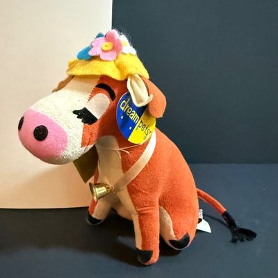 LOT 22: Vintage Style Plush Santa, and Dream Pets Bull and Cow