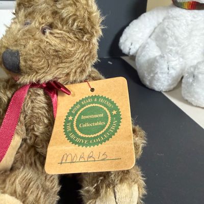 LOT 165: Dolls and Bears Including Boyds Bears, Russ, Ganz and More