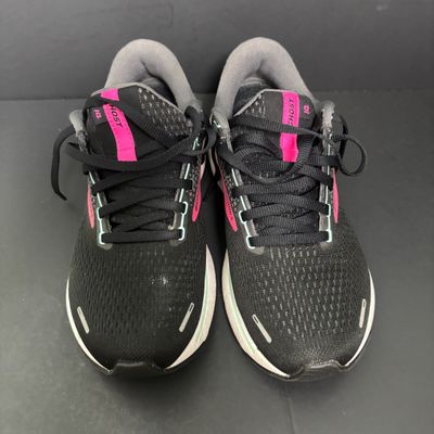 LOT 147: Brooks Ghost Athletic Shoe - sz 7.5 Wide (D)