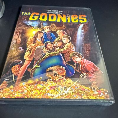 LOT 74: Collection of DVDs Including Star Trek Collector Ed, Harry Potter, War of the Worlds and More