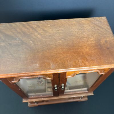 LOT 142: Jewelry Box, Sakroots Key Chains/Purse Charms & More