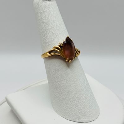 LOT 184: Marquise Cut Stone Romanza 14K Gold Ring 2.66g Tw, sz7