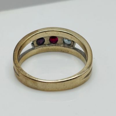 LOT 197: Mother's Ring 14K, 3.79g Tw, sz6.5