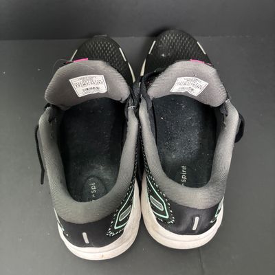 LOT 147: Brooks Ghost Athletic Shoe - sz 7.5 Wide (D)