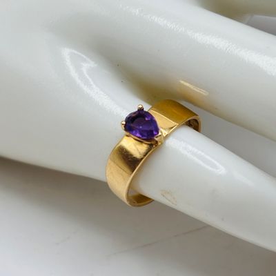 LOT 182: Pear Cut Amethyst Color Stone, SRB 14k Ring, 1.88g Tw, sz4.5