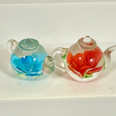 LOT 75: Collection of Miniature Enamel Teapots by Kelvin Chen, Mini Glass Flower Teapot Paperweights, Lenox Shell Shaped Dish & More
