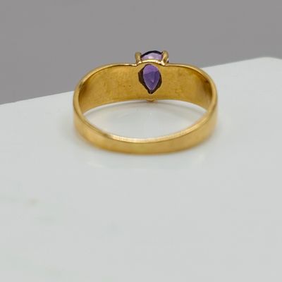 LOT 182: Pear Cut Amethyst Color Stone, SRB 14k Ring, 1.88g Tw, sz4.5