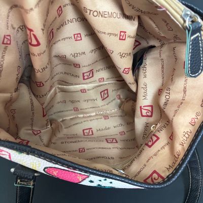 LOT 137: Stone Mountain Collection: Heart Print Bag & Blue/Tan Pasiley Crossbody