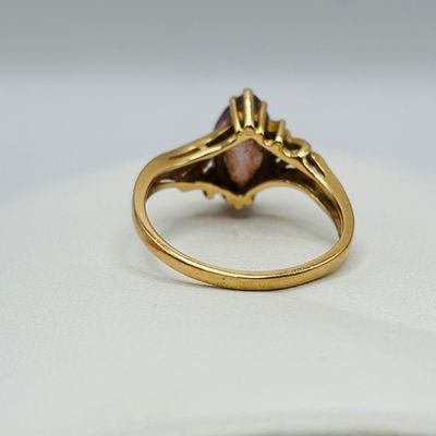 LOT 184: Marquise Cut Stone Romanza 14K Gold Ring 2.66g Tw, sz7