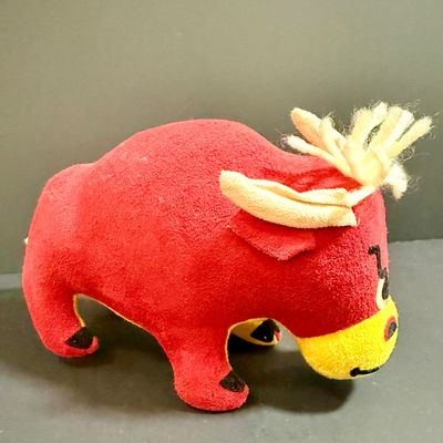 LOT 22: Vintage Style Plush Santa, and Dream Pets Bull and Cow