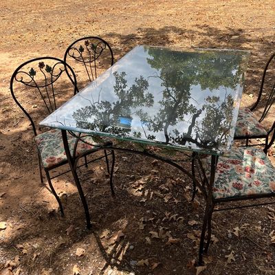 Vintage iron table with glass and 4 chairs