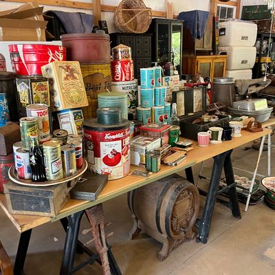 Vintage tins
