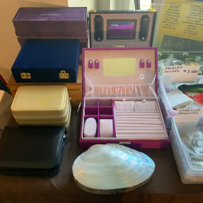 Sale Photo Thumbnail #45