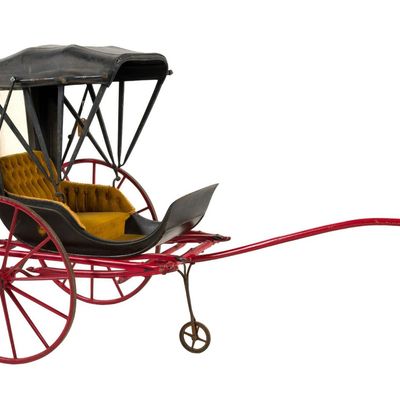 Sale Photo Thumbnail #219: Large Victorian Stroller