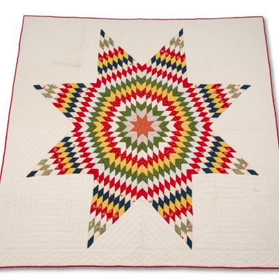 Sale Photo Thumbnail #131: Philadelphia, PA 20th C Lone Star Quilt