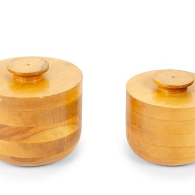 Sale Photo Thumbnail #210: 2 Round Nantucket Basket Molds