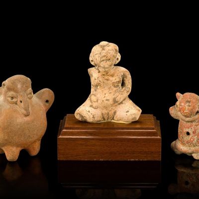 Sale Photo Thumbnail #67: 3 Pre-Columbian Figures