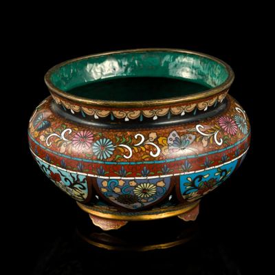 Sale Photo Thumbnail #116: Japanese Cloisonne Tripod Censer