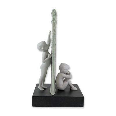 Sale Photo Thumbnail #412: Lladro Spanish Porcelain Vita et Natura Figurine