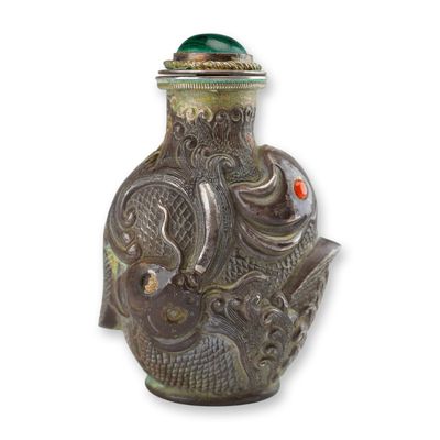 Sale Photo Thumbnail #383: Mongolian Silver Repousse Snuff Bottle, High Relief Carp and Waves