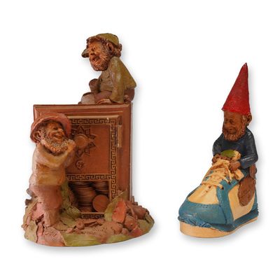 Sale Photo Thumbnail #215: Two Tom Clark Cairn Studio Gnome Figurines