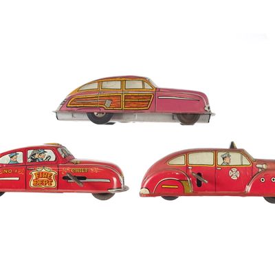 Sale Photo Thumbnail #158: (3) Marx & Lupor Tin Litho Cars Fire Chief & Sedan