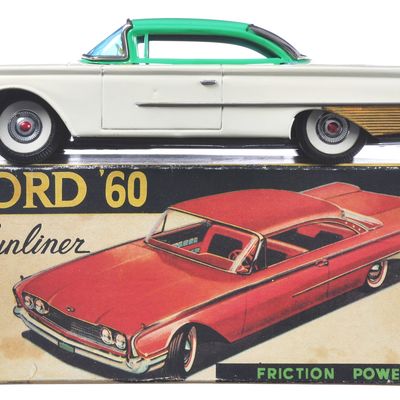 Sale Photo Thumbnail #43: 1960 Ford Two-Door Sunliner Hardtop Tin Car, Japan