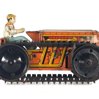 Sale Photo Thumbnail #336: Marx Tin Litho Tractor Windup
