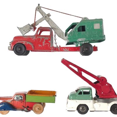 Sale Photo Thumbnail #165: (3) Steel & Tin Litho Work Vehicles Hubley, Chein, & Japan