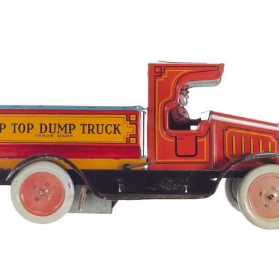 Sale Photo Thumbnail #365: Strauss Tin Litho Tip Top Dump Truck Windup