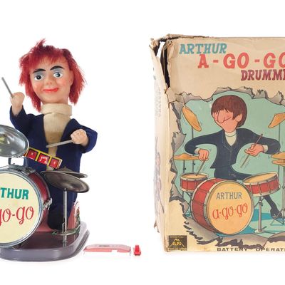 Sale Photo Thumbnail #416: Alps Arthur A-Go-Go Drummer Battery-Operated Ringo Boxed