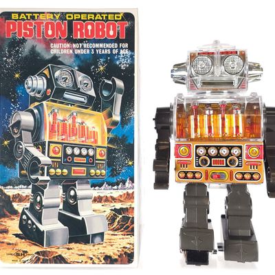 Sale Photo Thumbnail #190: Battery-Operated Piston Robot by Horikawa, Japan