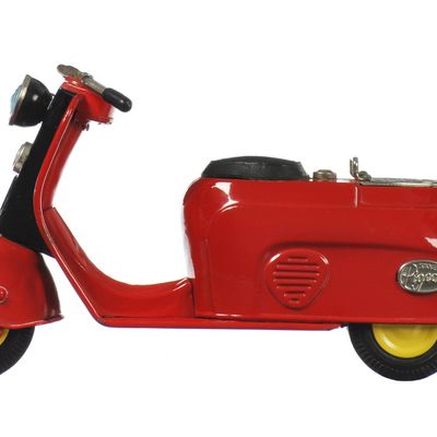 Sale Photo Thumbnail #63: Bandai Pigeon Scooter Japanese Tin