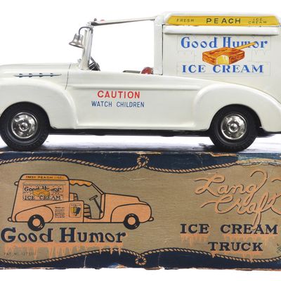 Sale Photo Thumbnail #3: Good Humor Ice Cream Truck with Box by KTS Japan