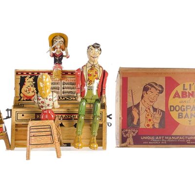 Sale Photo Thumbnail #407: Unique Art Tin Lil' Abner and his Dogpatch Band Tin Windup Boxed