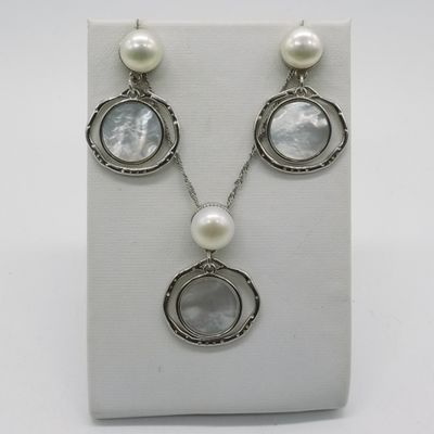 Sale Photo Thumbnail #237: Petite 925 Pearl, Mother of Pearl Set